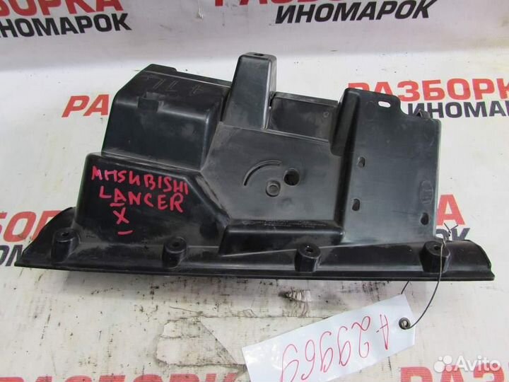 Накладка для Mitsubishi Lancer X 2007