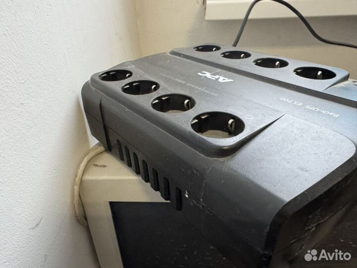 Бесперебойник APC