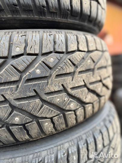 Tigar Ice 215/65 R16