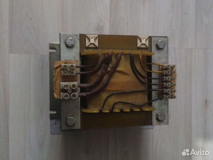 Понижающий трансформатор