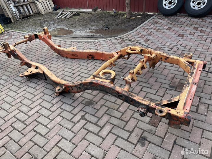 Рама Nisan patrol y60 коротыш трех дверный