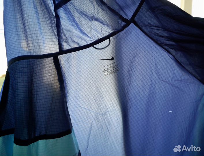 Ультралёгкая ветровка Nike на рост 150-163 см, 76г