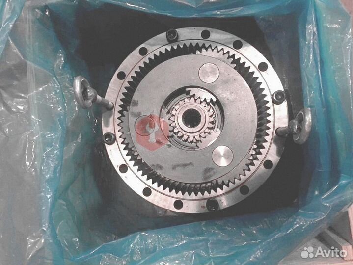 Поворотный редуктор CAT 336D2L