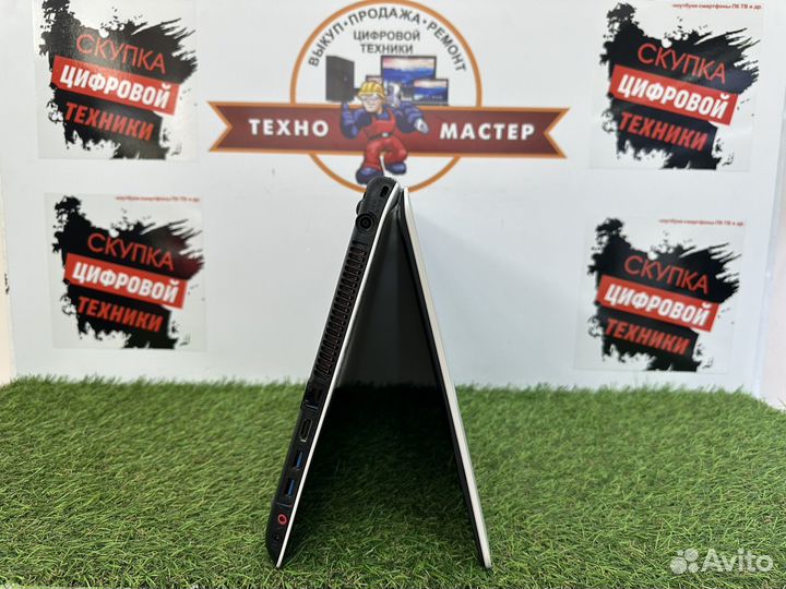 Белоснежный Sony Vaio i3, GT740, ssd 256, 6 RAM