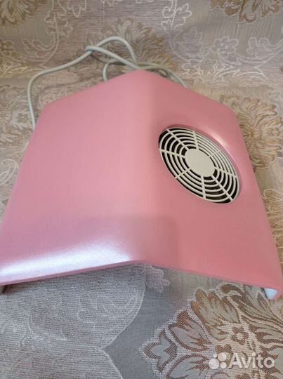 Вентилятор вытяжной для маникюра б/у