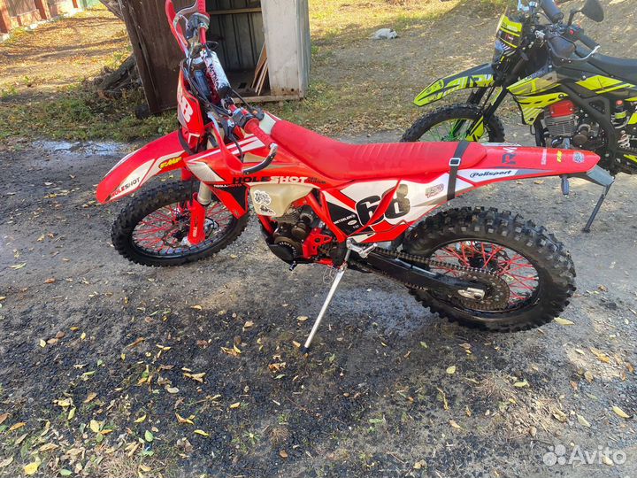 Мотоцикл Regulmoto Holeshot Red Edition 4v