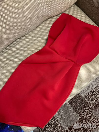 Вечернее красное платье