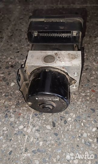 Блок абс 9641847080 Citroen C5 2001-2004 года