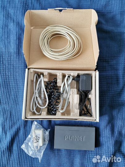 Коммутатор Planet FSD-503 новый 5 портов свитч