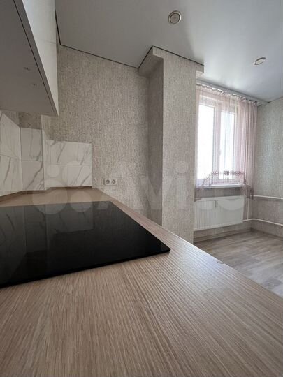 2-к. квартира, 47 м², 2/14 эт.