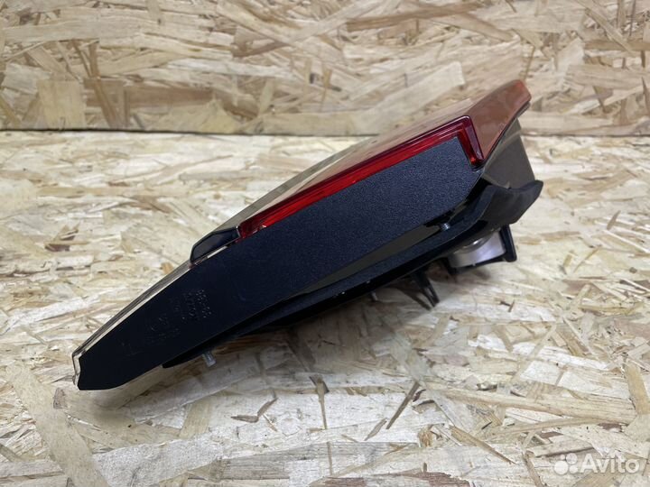 Фонарь задний левый Toyota Camry 55