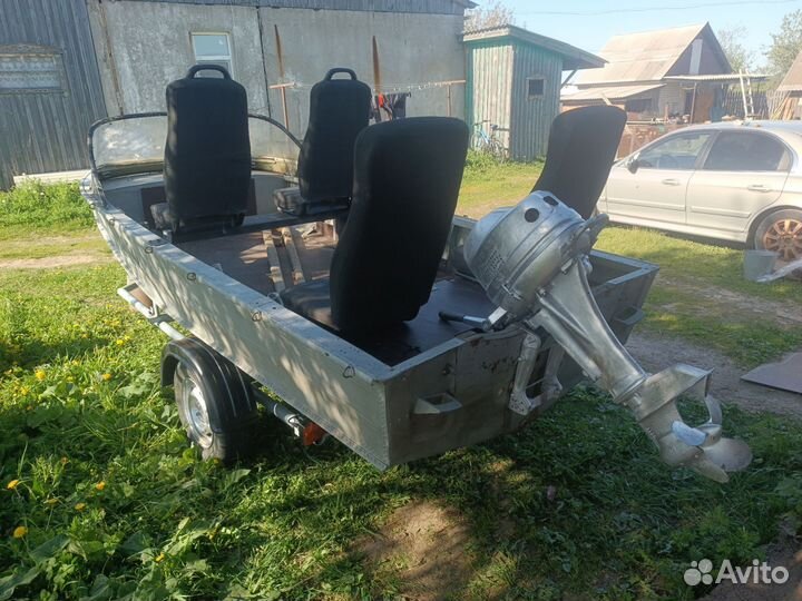 Лодка Днепр + моторы