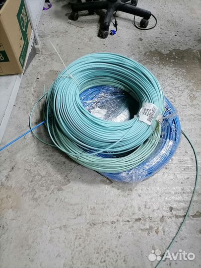 Продам Кабель оптоволокно Hyperline