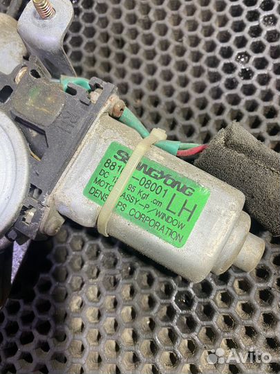 Стеклоподьемник задний левый Рекстон 1 Rexton