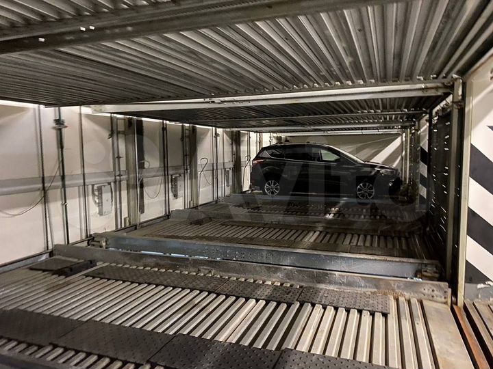 Машиноместо, 15 м²