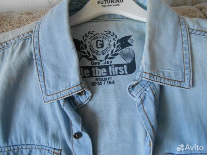 Джинсовая рубашка