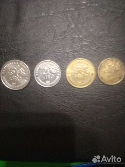 Продаю монеты Исландии, Франции, Хорватии