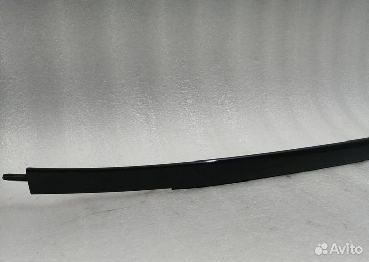 Молдинг лобового стекла левый BMW X5 F15
