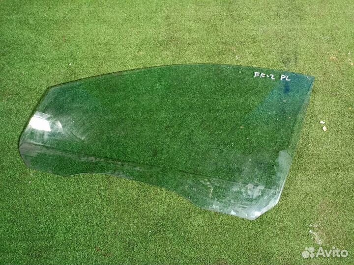 Стекло дверное переднее левое Ford Focus 2 хэтчбек
