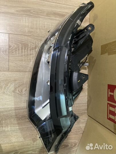 Фара правая mitsubishi outlander 3