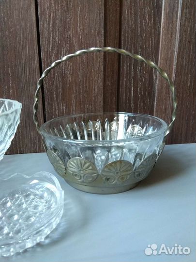 Конфетница, салатницы, пепельницы