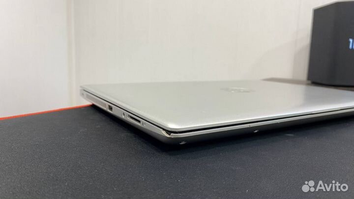 HP ProBook с intel Core i5 - 8250U - SSD 256Gb