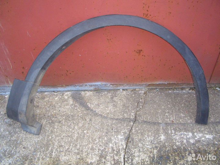 Накладка переднего крыла Форд Эксплорер с 10