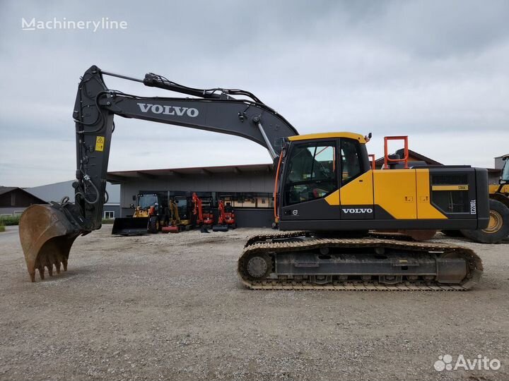 Гусеничный экскаватор Volvo EC220DL, 2022