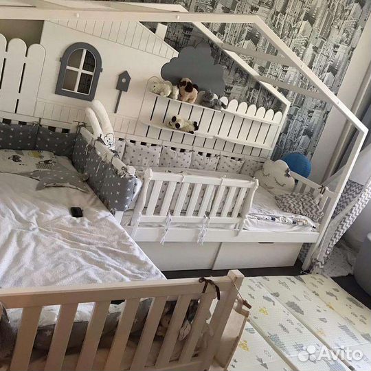 Детская кровать угловая из Массива