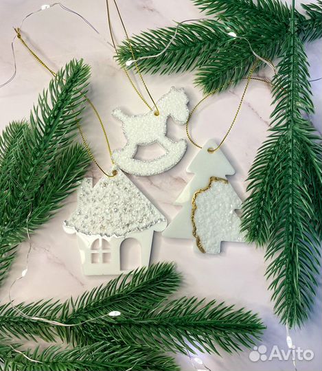 Новогодние игрушки из эпоксидной смолы