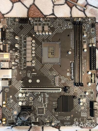 Материнская плата lga 1700