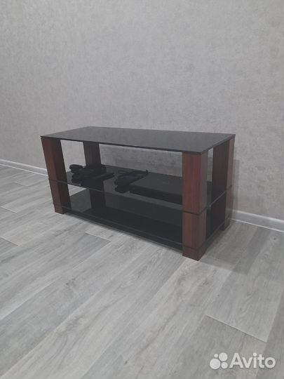 Тумба под телевизор