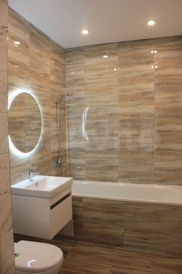 3-к. квартира, 74 м², 1/9 эт.