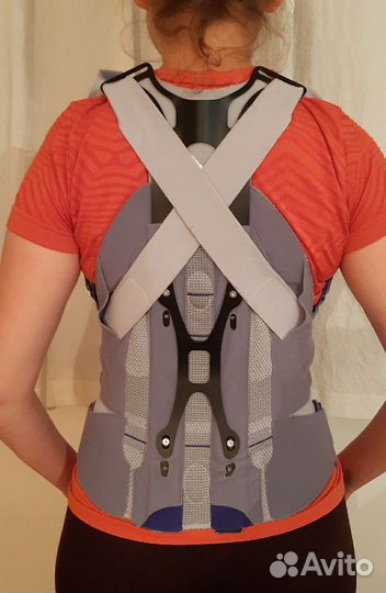 Ортез корсет Bauerfeind SofTec Dorso на позвоночни