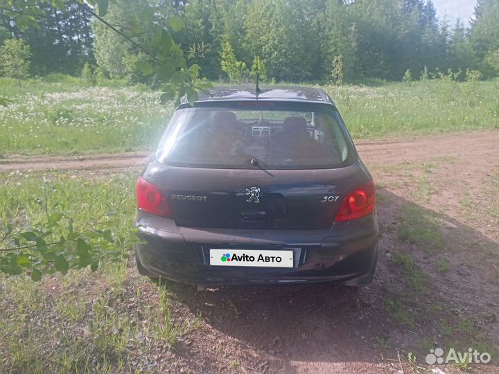 Peugeot 307 1.4 МТ, 2005, 300 000 км