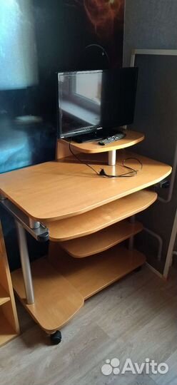 Компьютерный стол