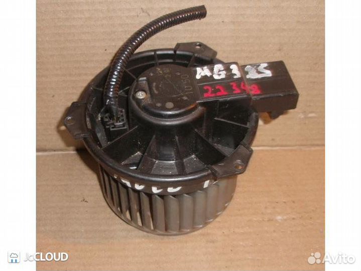 Мотор печки на nissan moco MG33S R06A