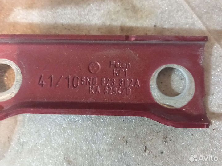 Петли капота VW Tiguan 1