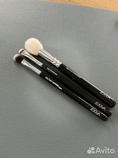 Кисти для макияжа zoeva laura mercier
