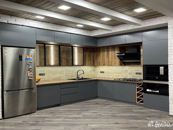 Кухни на заказ от фабрики