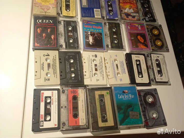 Аудиокассеты EMI cd диски студийные