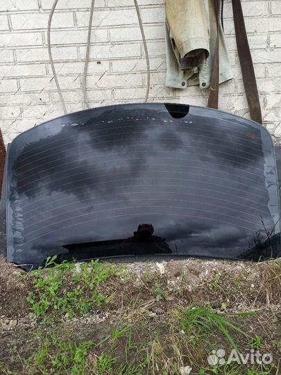 Заднее стекло на hyundai solaris