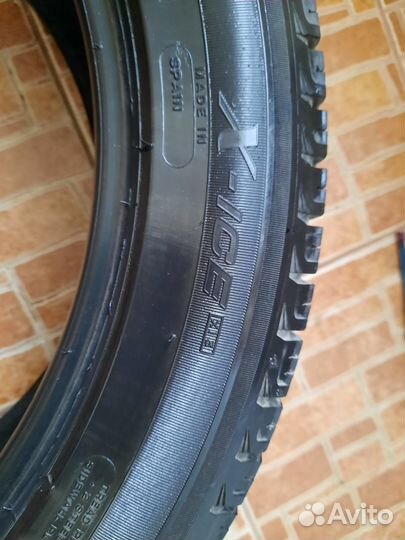 Michelin X-Ice 245/45 R18