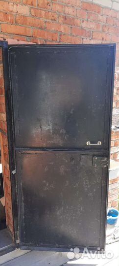 Дверь металлическая с секретным замком