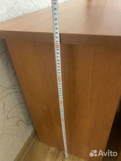 Продам стол