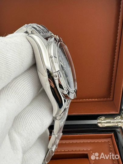 Часы Breitling Chronomat