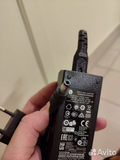 Блок питания, зарядка 19v 1.58A
