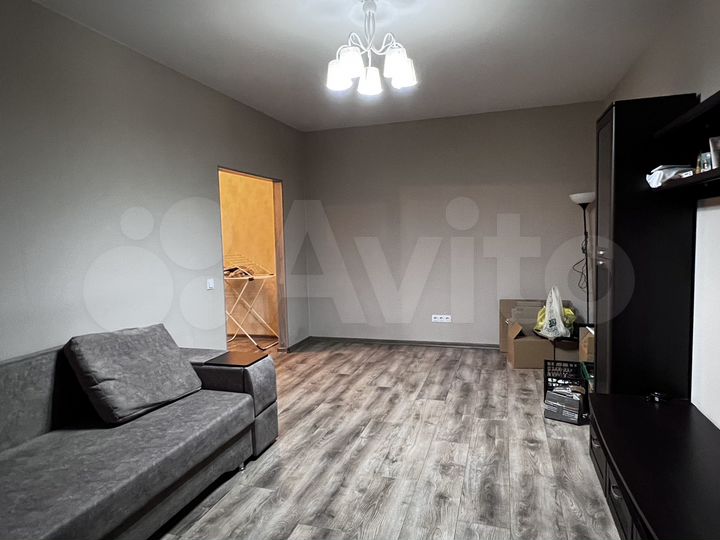 2-к. квартира, 55 м², 3/9 эт.