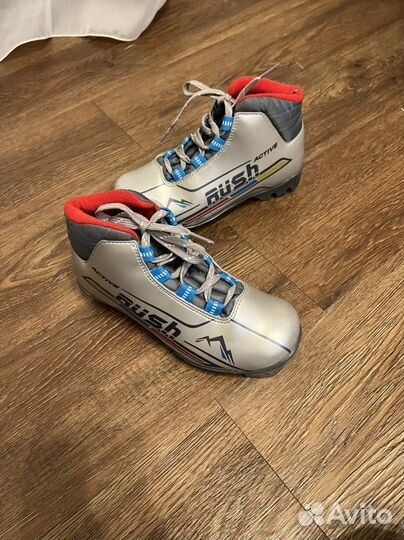 Лыжные ботинки 32 р-р