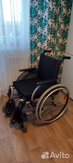 Кресло-коляска инвалидная
